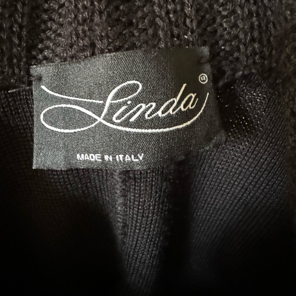 Chic and unique vintage black sweater jacket by Linda of Italy - Picture 5 of 6